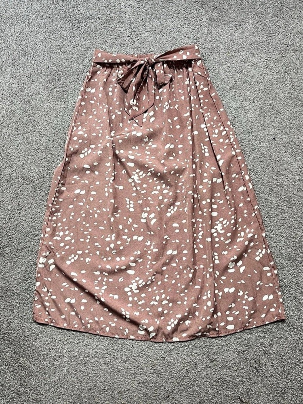 SHEIN Pink and White Dalmatian Print A-Line Maxi Skirt with Tie Waist
